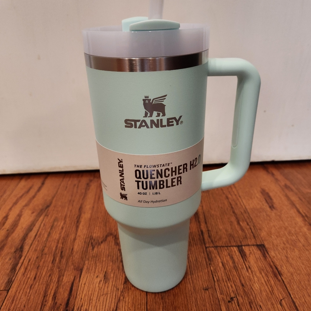 Stanley 40oz Quencher Mint